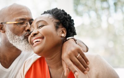 couple happy about getting a hybrid life insurance with long term care policy